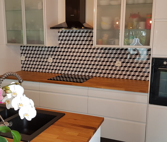 Pose - Crédence motif effet cubes